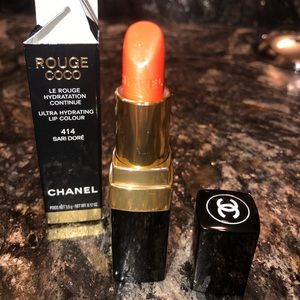 BNIB Chanel Lipstick 414 Sari Dori